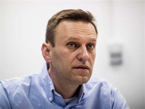 Navalny Poisoning Scandal Exposes Cracks in Russia's Facade of Power and Unity